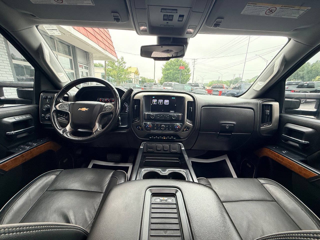 Used 2018 Chevrolet Silverado 2500 High Country w/ Duramax Plus Package AWD/4WD image 35