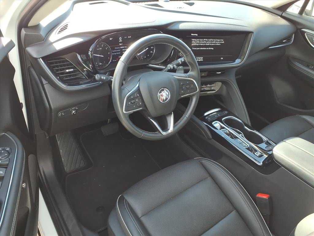 Used 2023 Buick Envision Essence FWD image 17