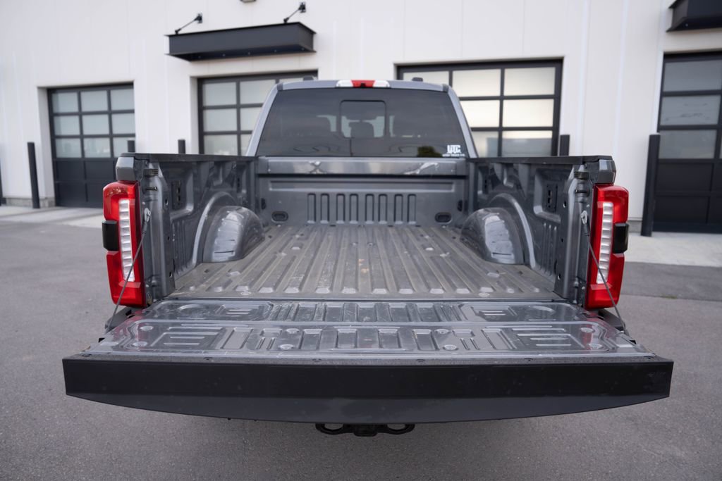 Used 2024 Ford F250 Lariat AWD/4WD image 5