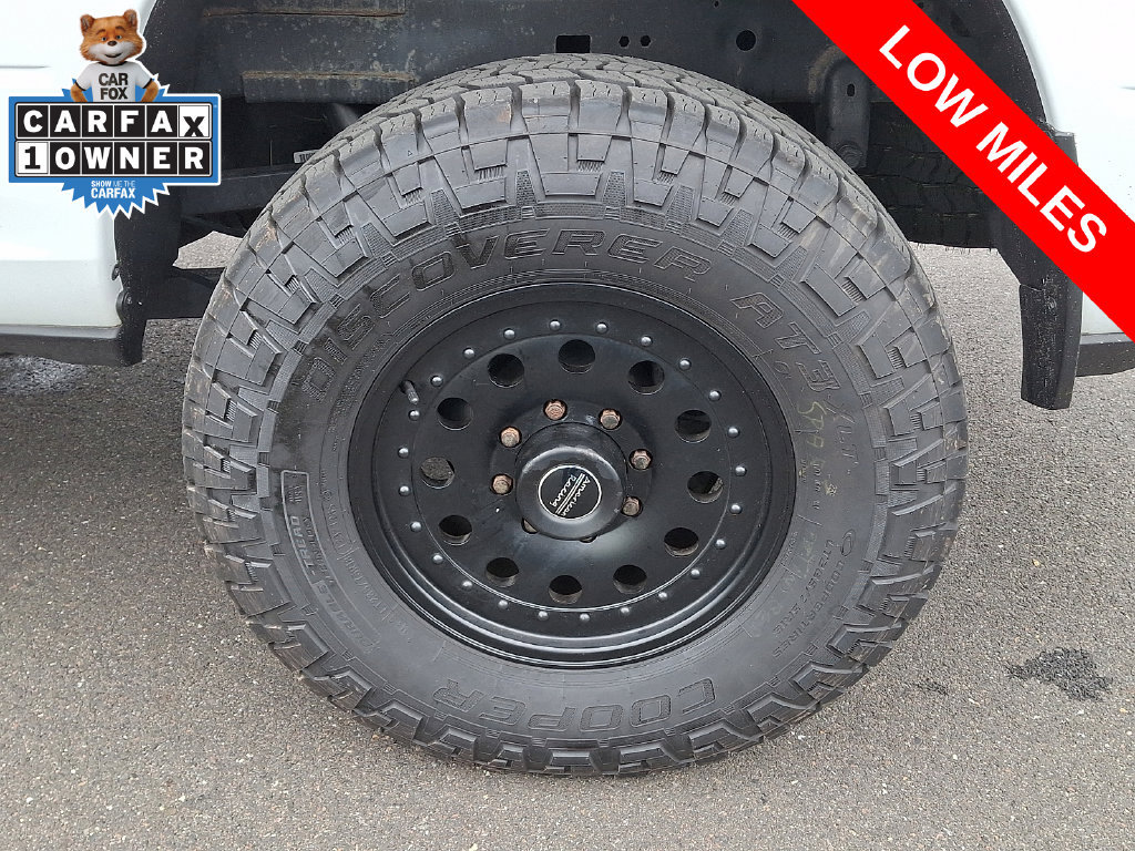 Used 2024 RAM 2500 Tradesman w/ Chrome Appearance Group AWD/4WD image 8