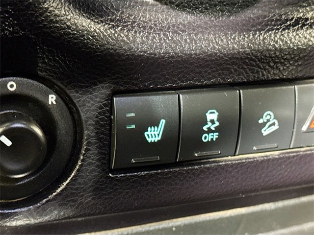 Used 2015 Jeep Wrangler Unlimited Rubicon image 18