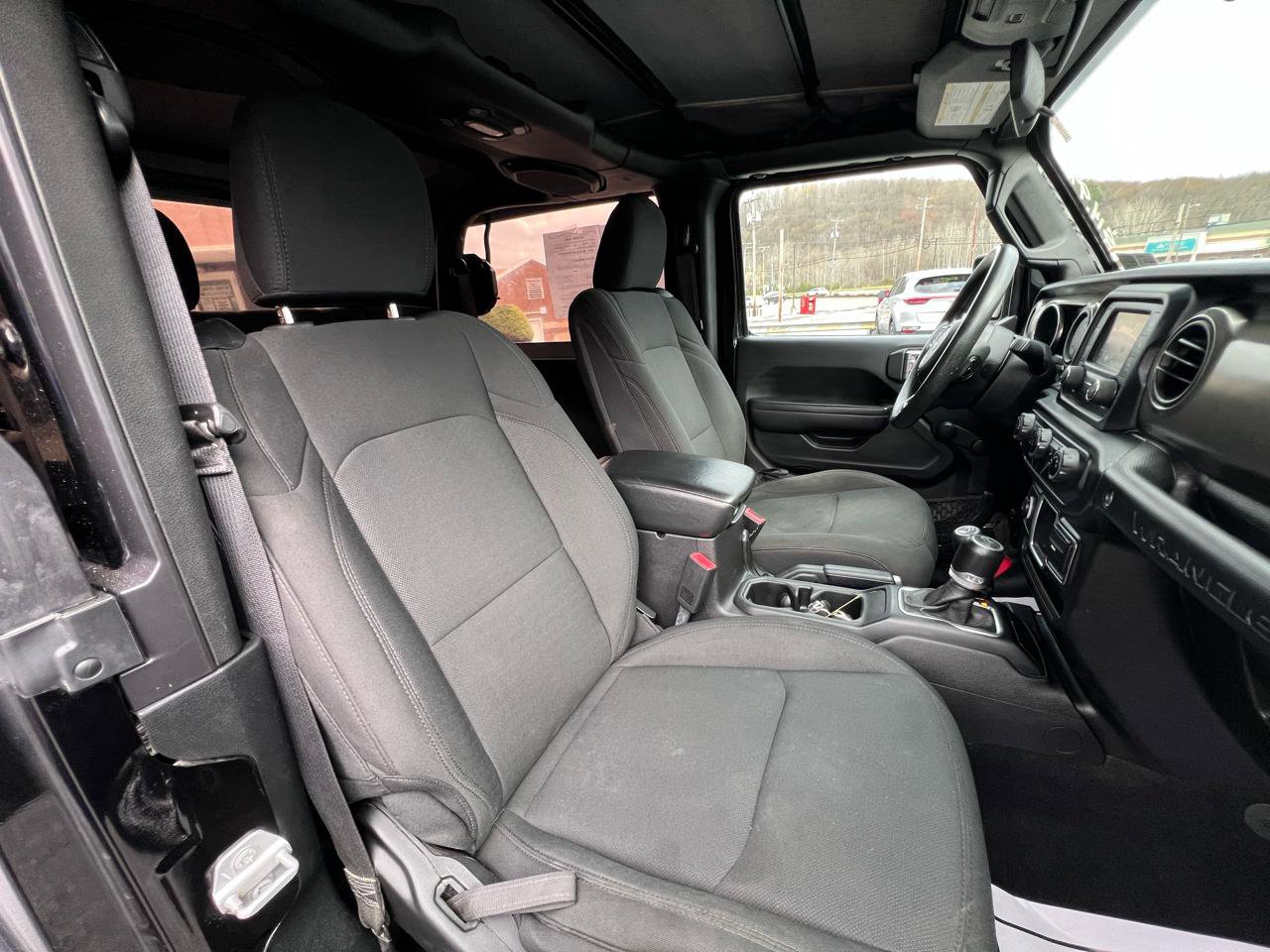 Used 2018 Jeep Wrangler Sport image 22