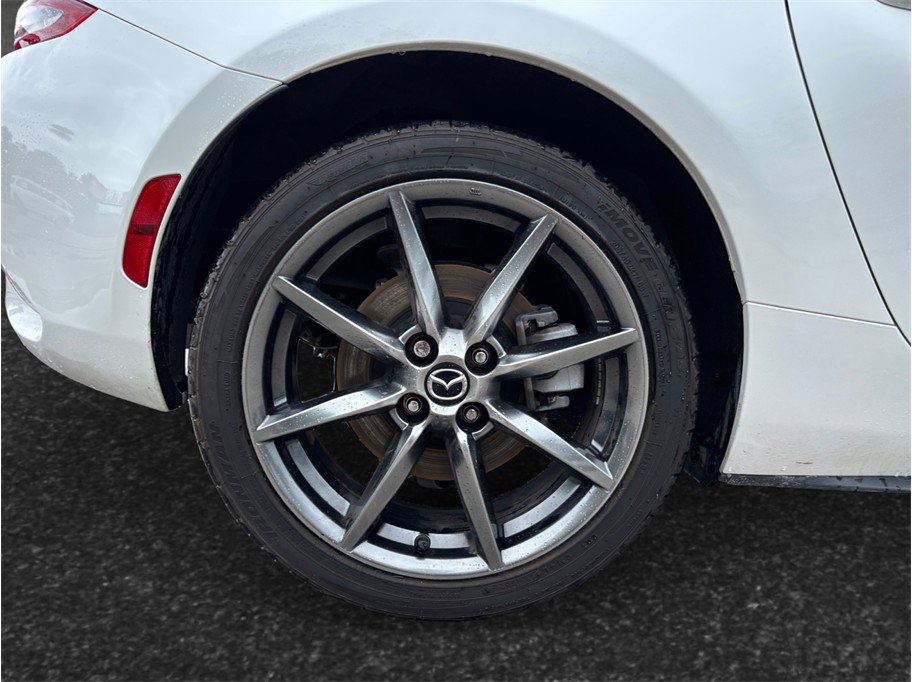 Used 2022 MAZDA MX-5 Miata RF Grand Touring RWD image 14