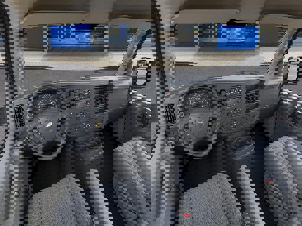 New 2026 Chevrolet Express 3500 image 15