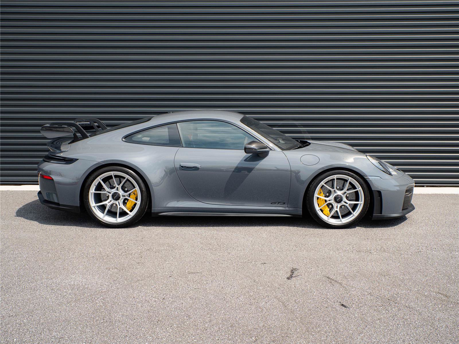 Certified 2026 Porsche 911 GT3 w/ Weissach Package RWD image 23