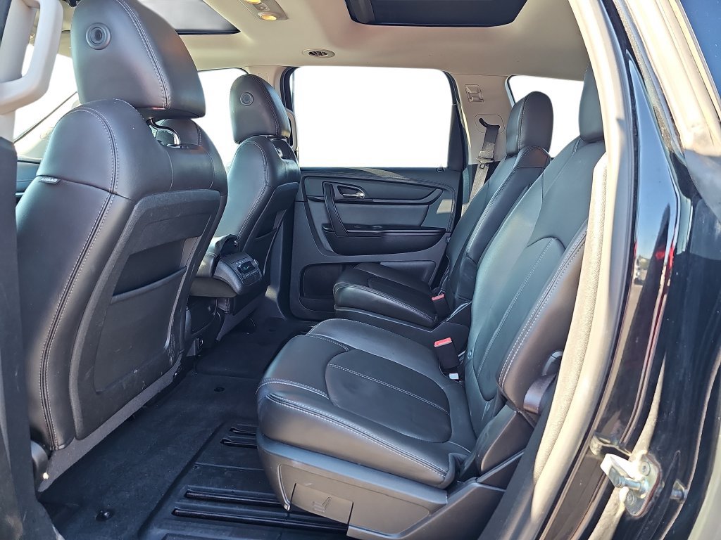 Used 2017 Chevrolet Traverse LT FWD image 14