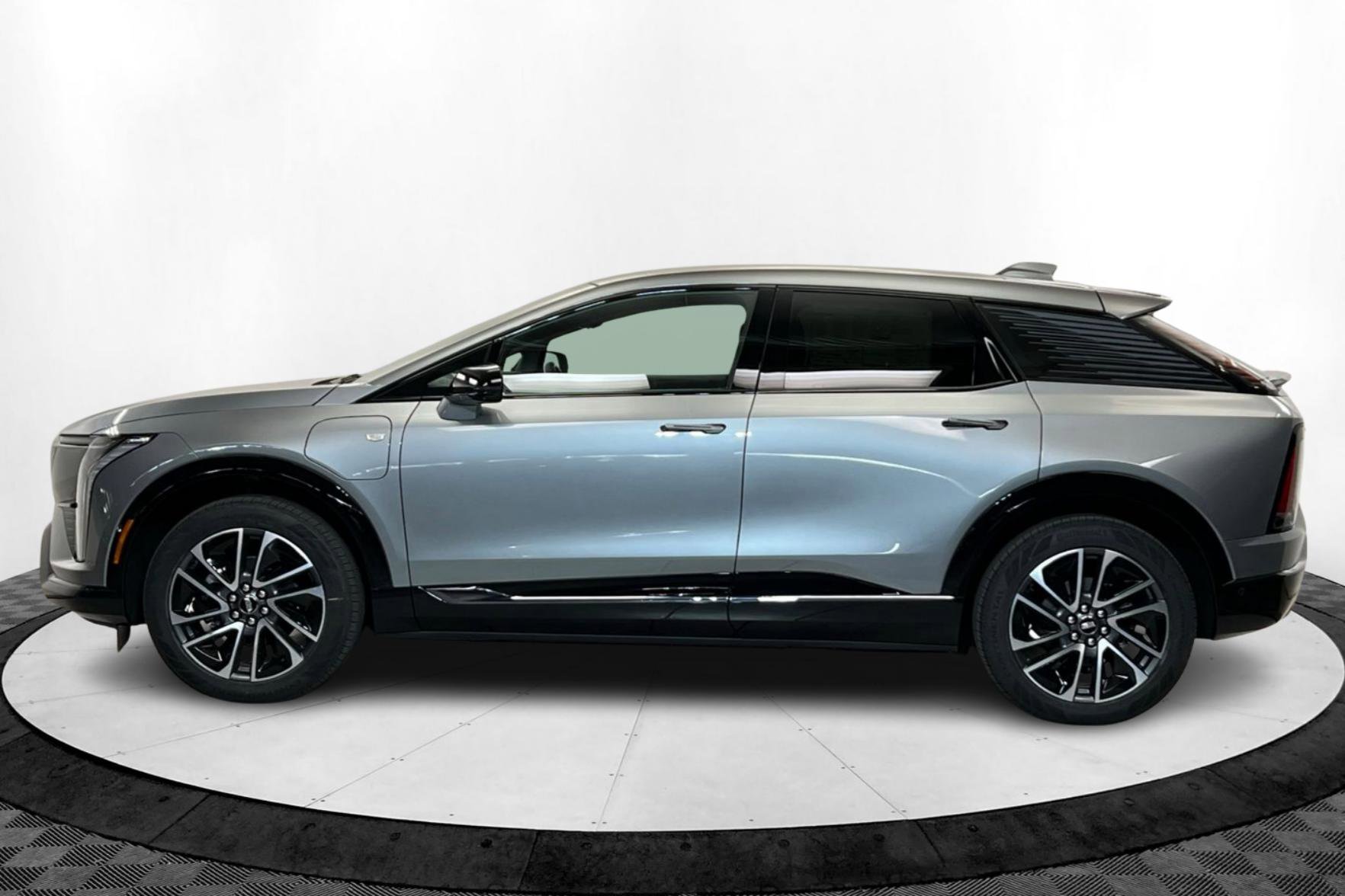 New 2025 Cadillac Optiq Sport 2 w/ LPO, Floor Liner Package image 2