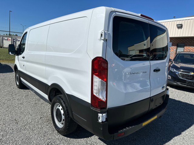 Used 2019 Ford Transit 250 130 Low Roof RWD image 10