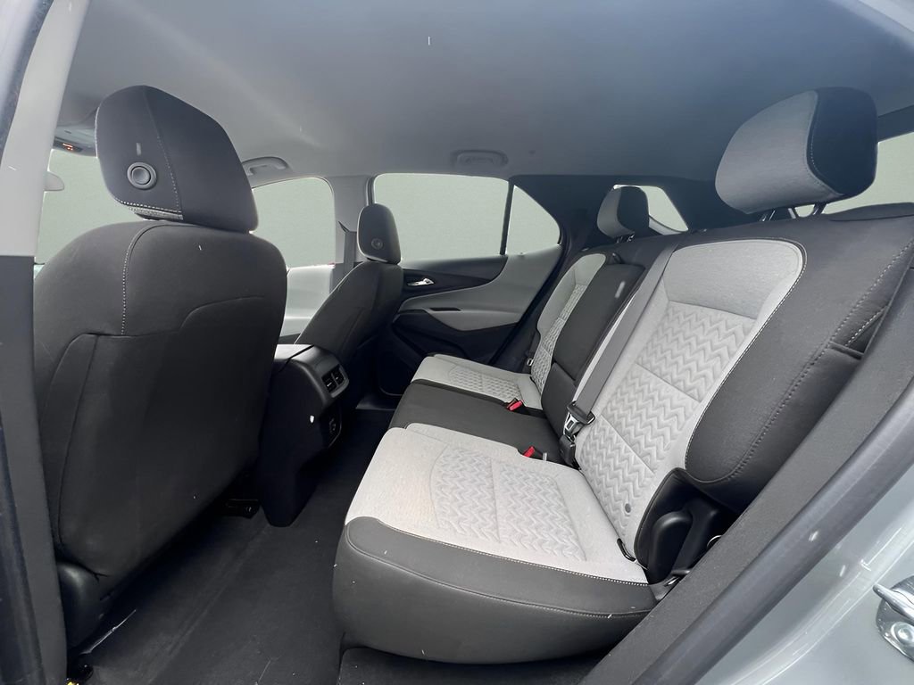 Used 2023 Chevrolet Equinox LT w/ Driver Convenience Package image 18