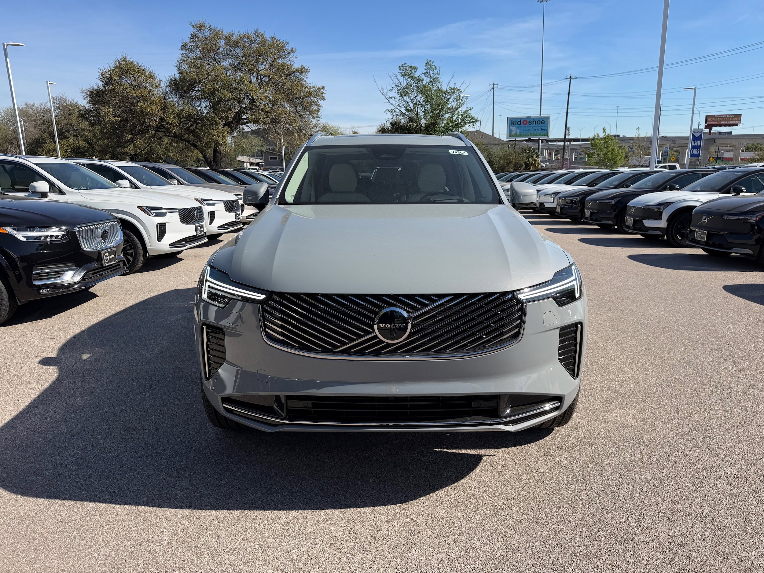 New 2026 Volvo XC90 B6 Ultra w/ Protection Package image 6