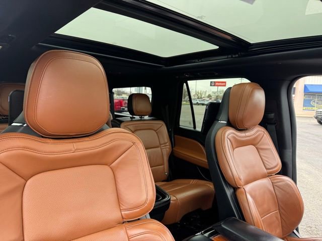 Used 2019 Lincoln Navigator L Reserve w/ Cargo Package AWD/4WD image 42