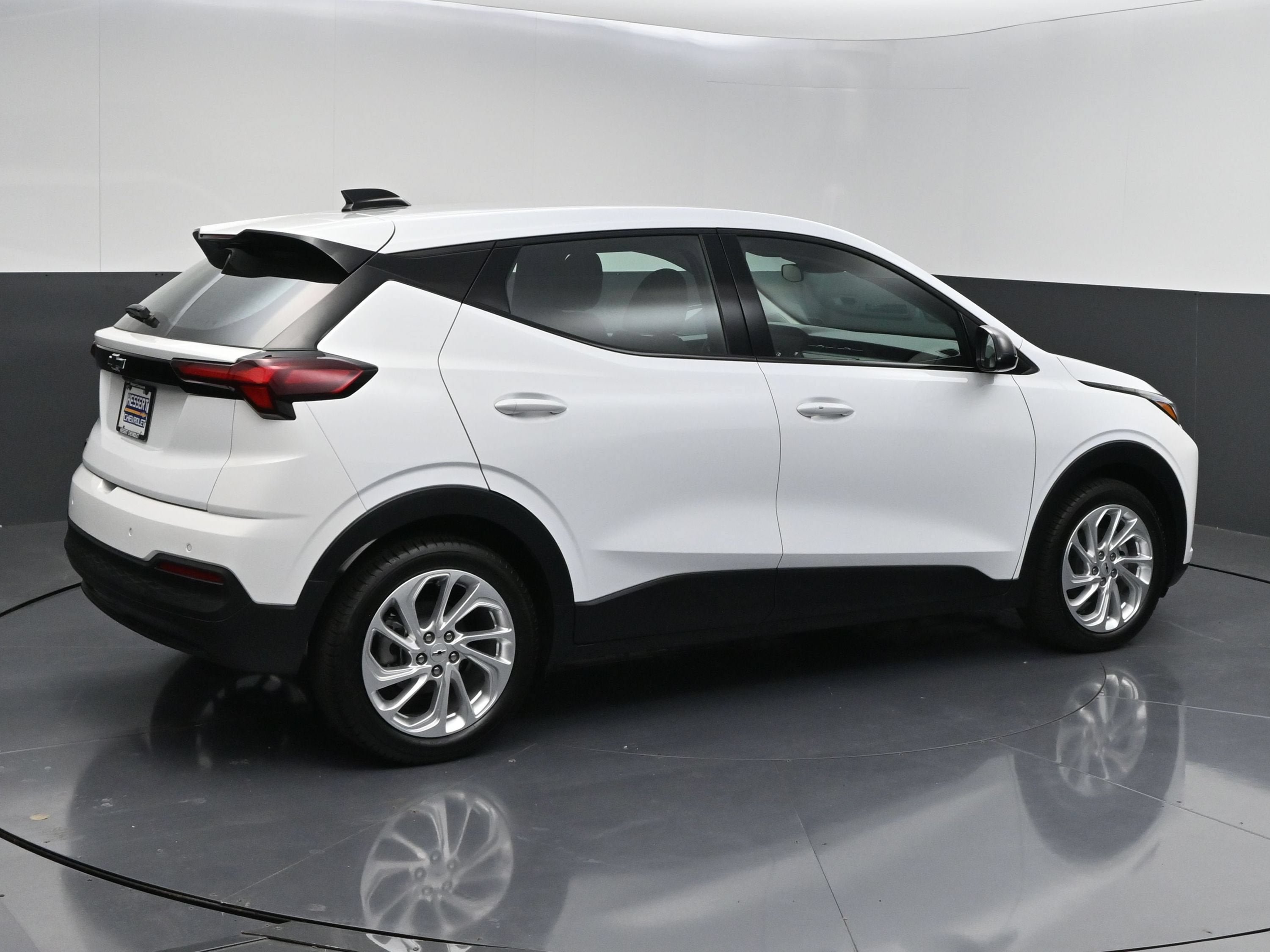 New 2027 Chevrolet Bolt LT FWD image 8