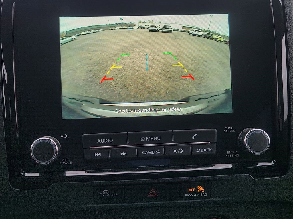 Used 2024 Nissan Frontier SV image 18