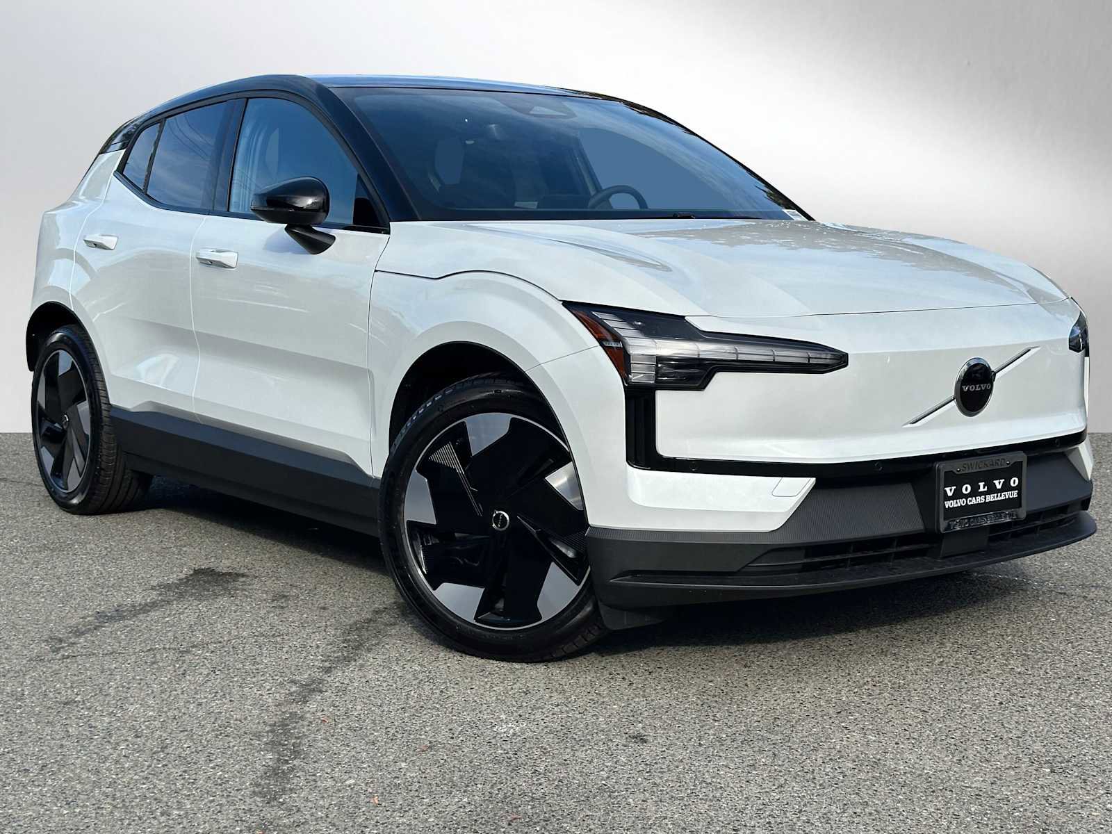 New 2025 Volvo EX30 Plus w/ Protection Package Premier image 1