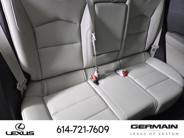 Used 2019 Cadillac XT4 Luxury w/ Cold Weather Package image 21