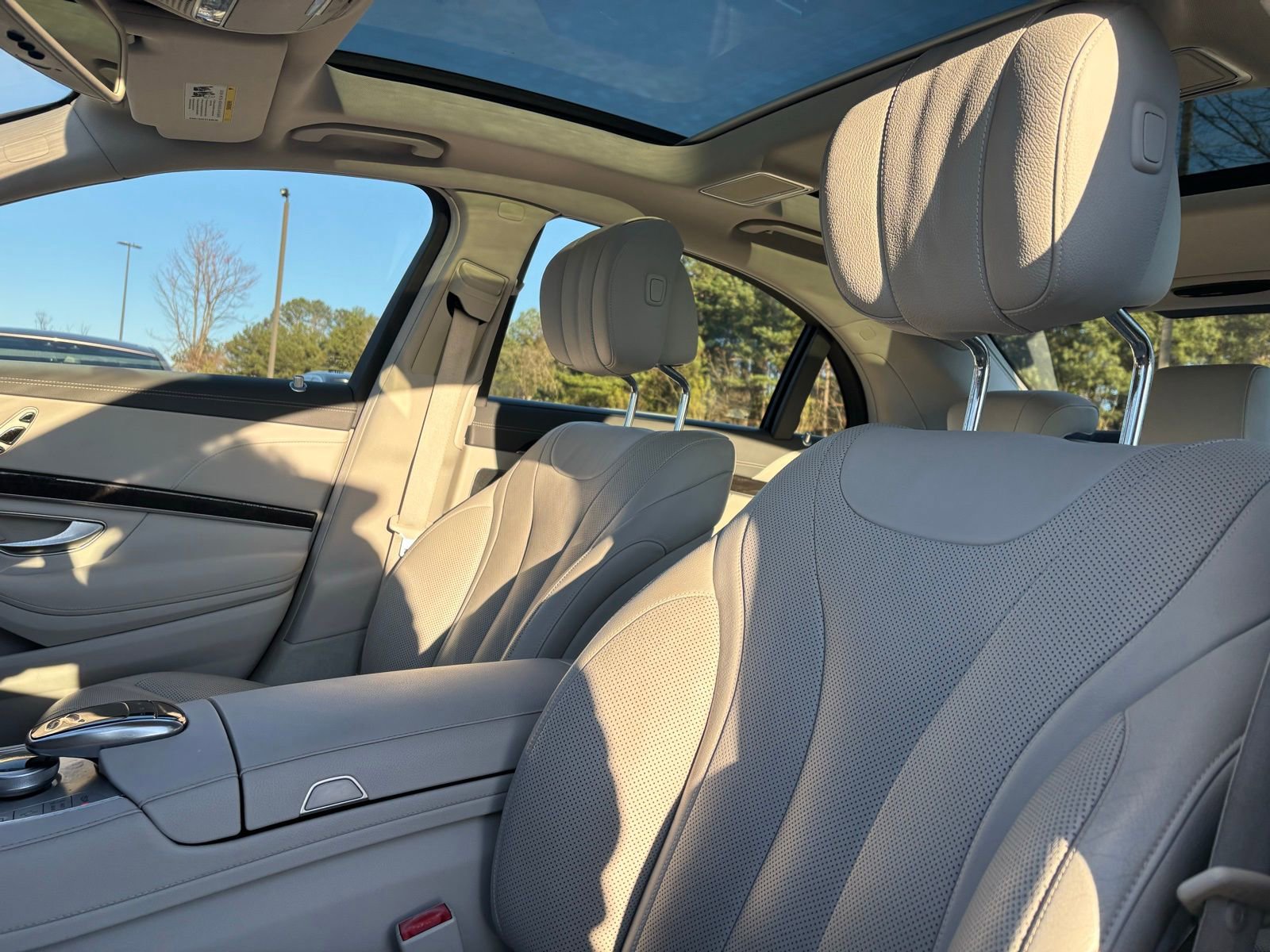 Used 2016 Mercedes-Benz S 550 Sedan image 15