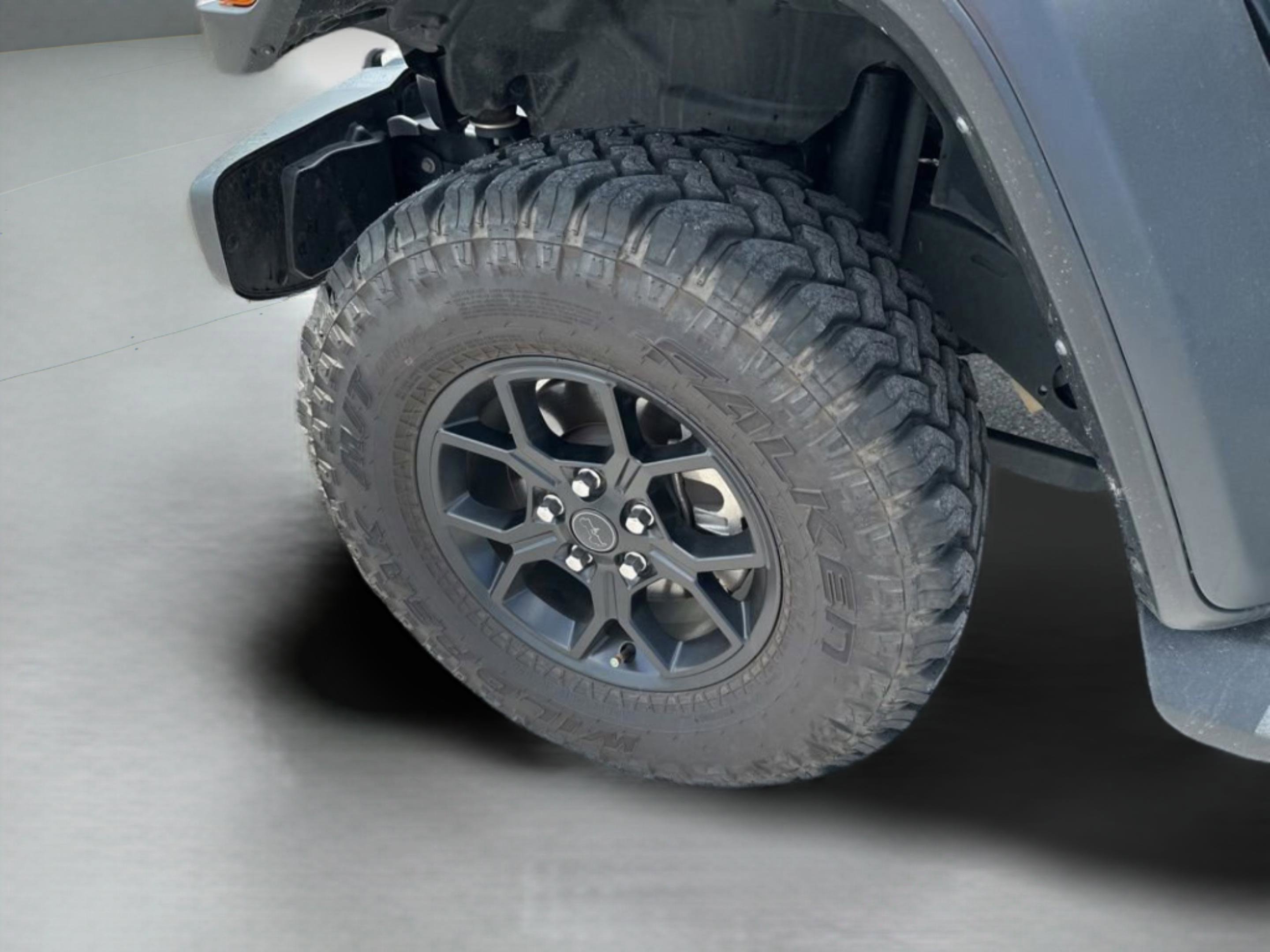 Used 2024 Jeep Wrangler Sport AWD/4WD image 34
