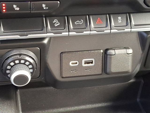 Used 2022 Chevrolet Silverado 1500 LT Trail Boss w/ Bed Protection Package AWD/4WD image 25