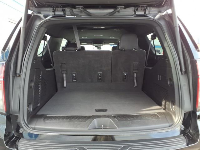 Used 2023 Chevrolet Suburban LT image 17