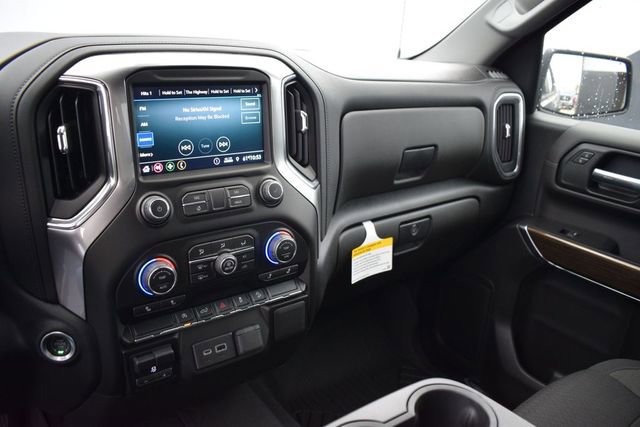 Used 2021 Chevrolet Silverado 1500 LT AWD/4WD image 21