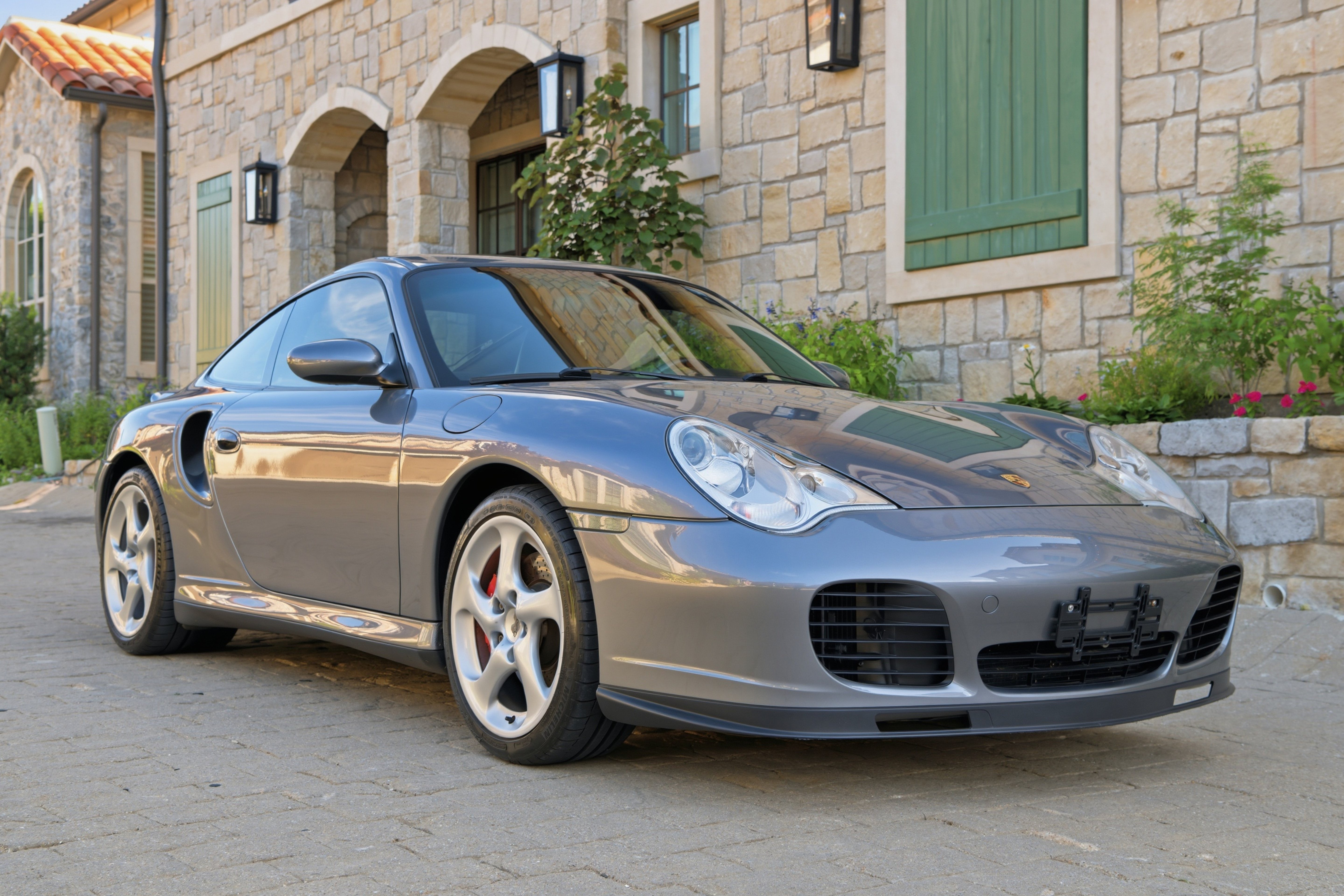 Used 2001 Porsche 911 Turbo AWD/4WD image 2