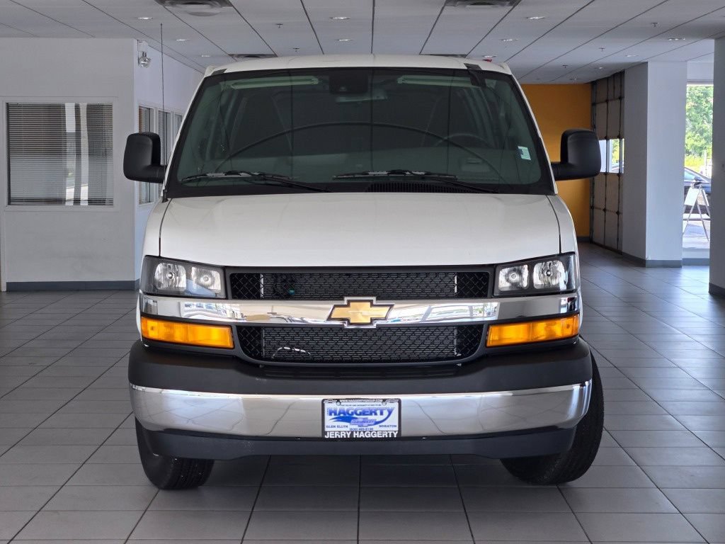 New 2026 Chevrolet Express 2500 Extended w/ Driver Convenience Package RWD image 3