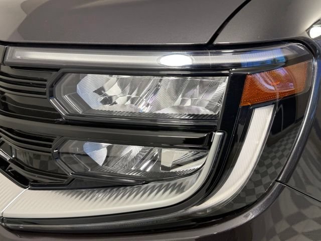 Used 2025 Ford Expedition Platinum w/ Platinum Ultimate Package AWD/4WD image 13