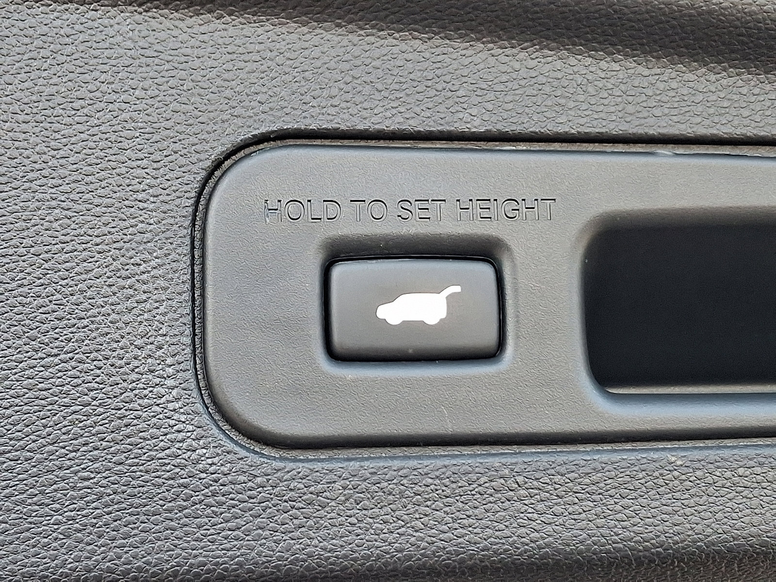 Certified 2023 Acura MDX A-Spec image 31