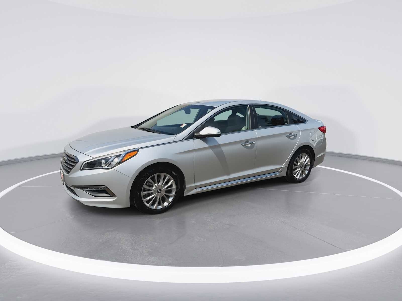 Used 2015 Hyundai Sonata Limited FWD image 4