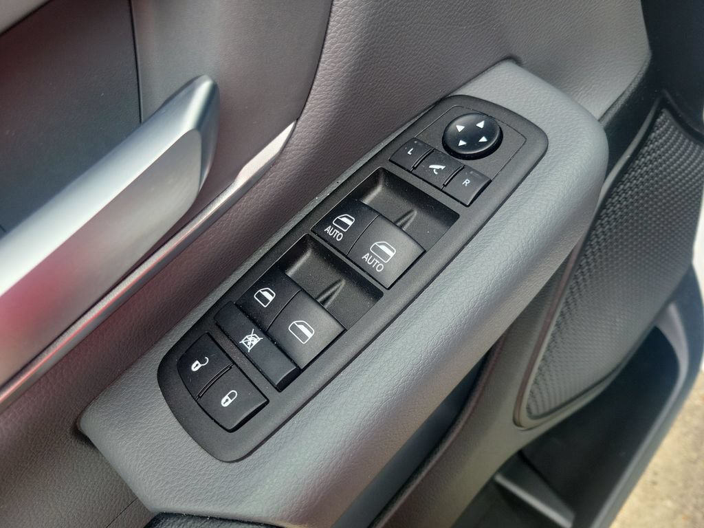 Used 2021 RAM 1500 Big Horn RWD image 14