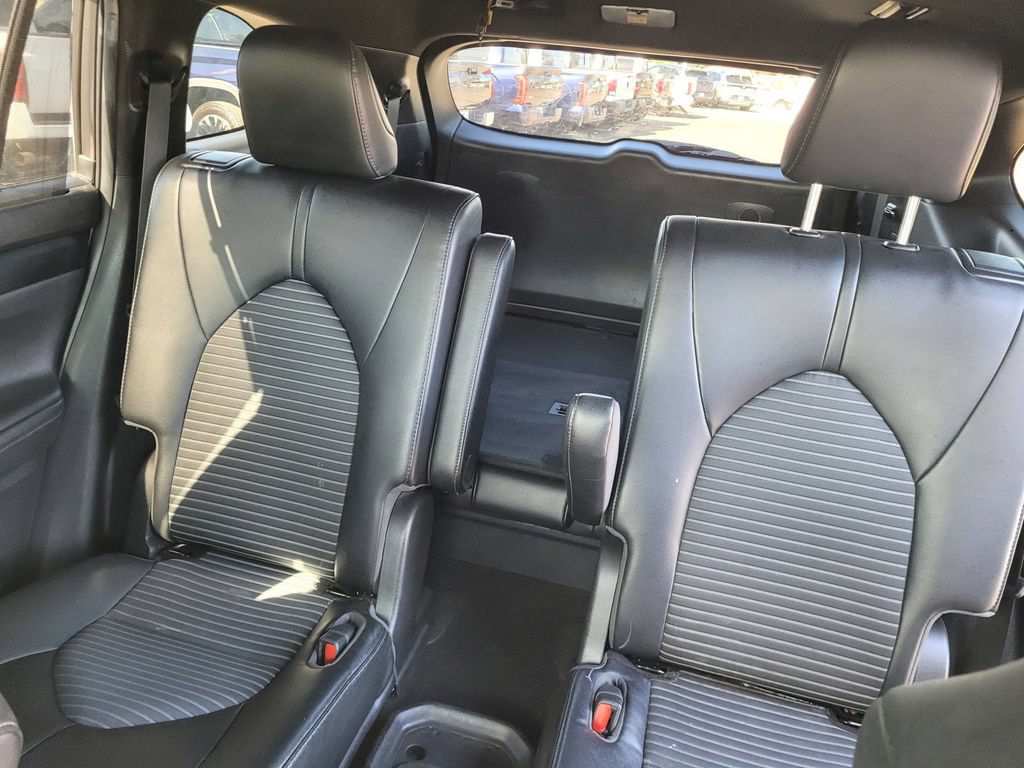 Used 2022 Toyota Highlander XSE AWD/4WD image 12