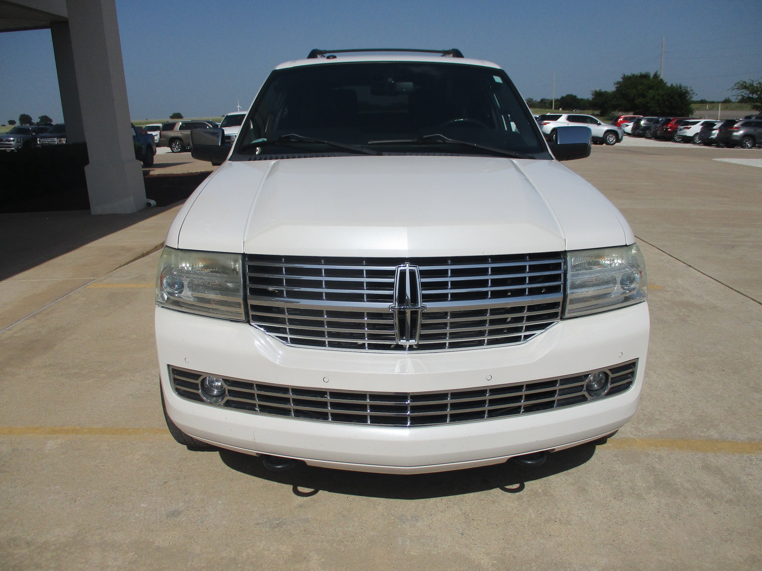 Used 2014 Lincoln Navigator 2WD image 12
