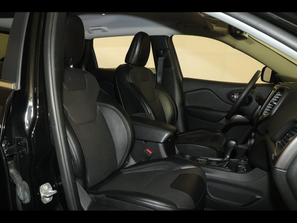 Used 2022 Jeep Cherokee Latitude Lux AWD/4WD image 29