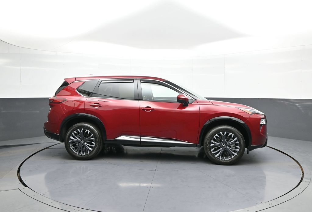 Used 2026 Nissan Rogue Platinum w/ Tech Package AWD/4WD image 5