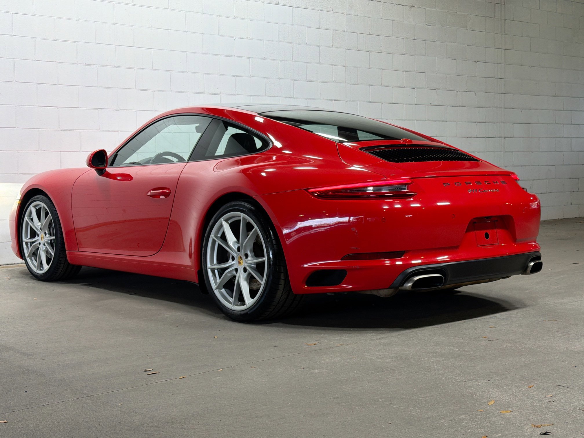 Certified 2017 Porsche 911 Carrera image 3
