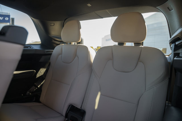 New 2027 Volvo XC90 B5 Plus AWD/4WD image 35
