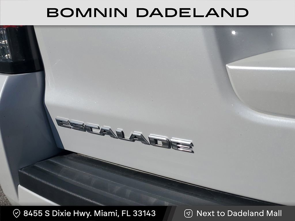 Used 2020 Cadillac Escalade 2WD image 7