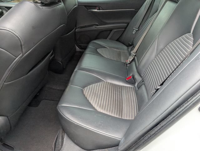 Used 2018 Toyota Camry SE FWD image 25