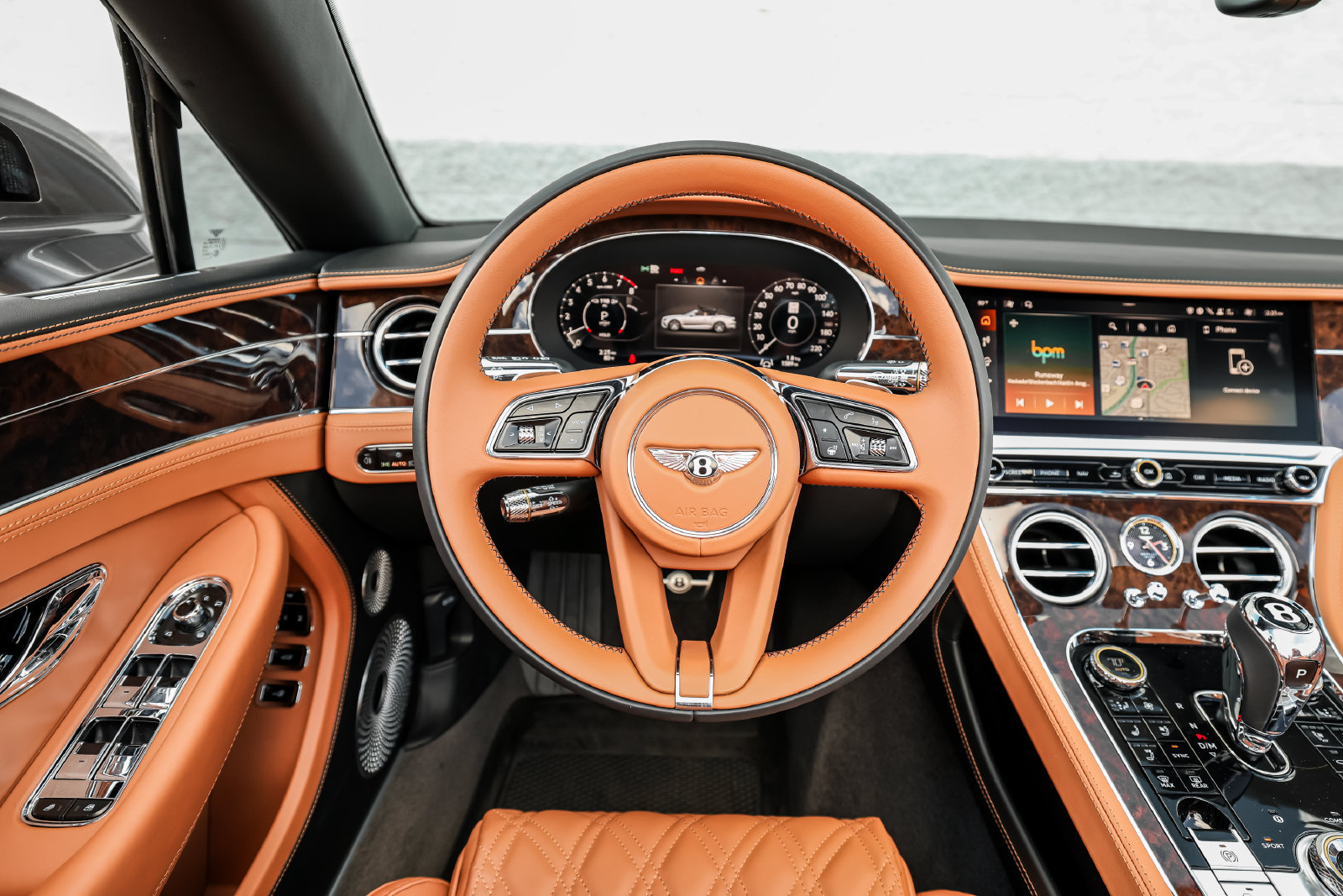 Certified 2026 Bentley Continental GT Azure AWD/4WD image 30