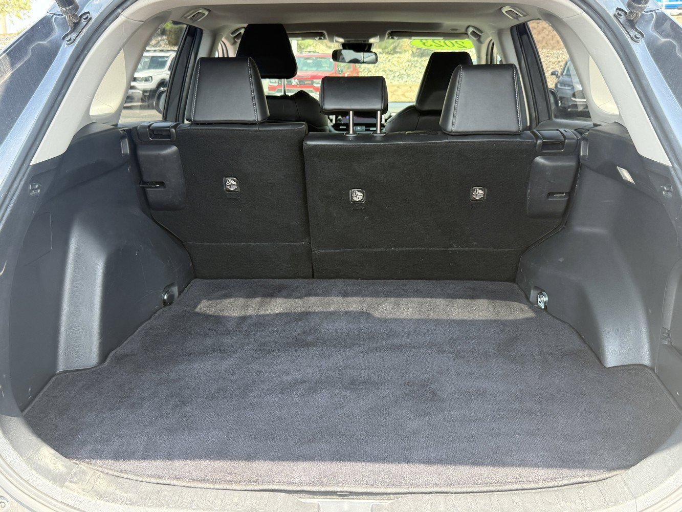 Used 2023 Toyota RAV4 XLE Premium AWD/4WD image 25