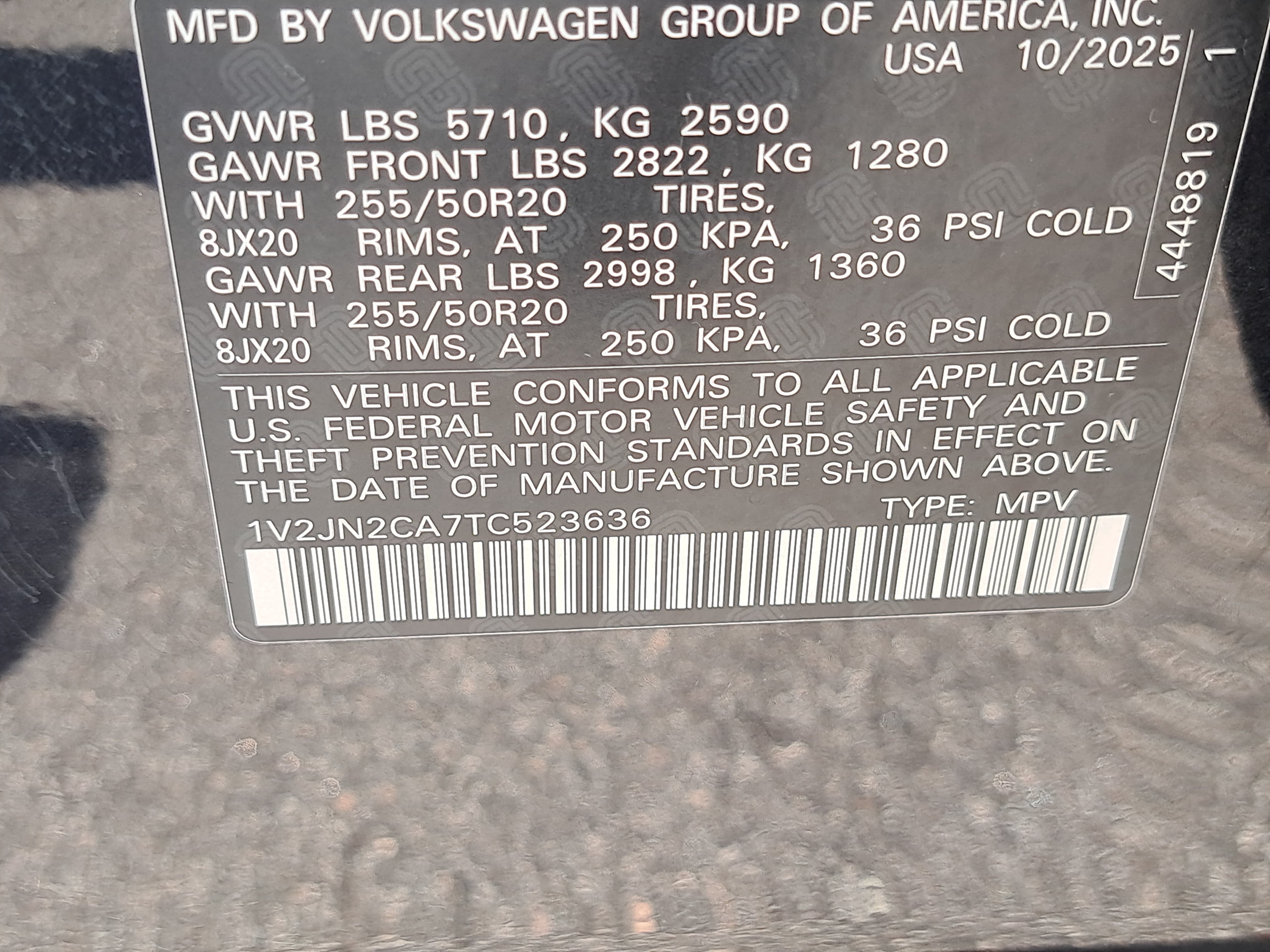 Certified 2026 Volkswagen Atlas SE w/ Panoramic Sunroof Package FWD image 38
