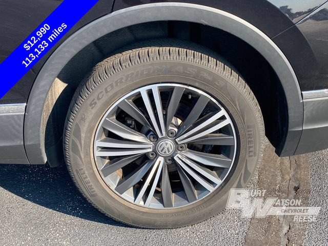 Used 2018 Volkswagen Tiguan SEL AWD/4WD image 14