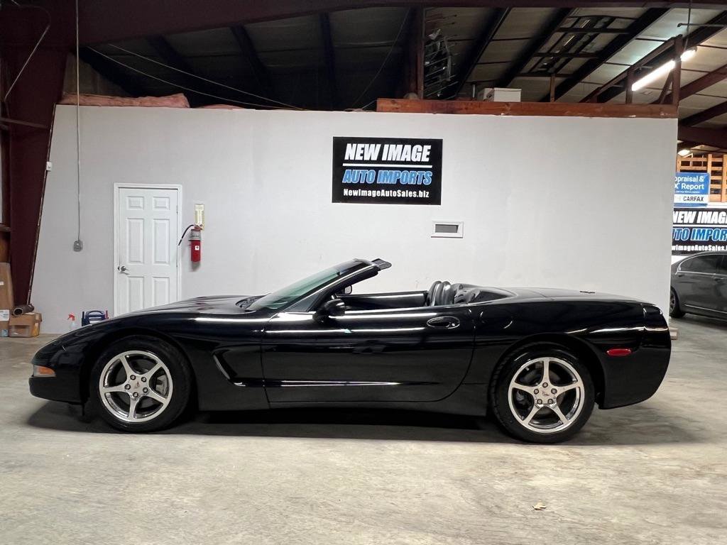 Used 2001 Chevrolet Corvette Convertible w/ Preferred Equipment Group2 RWD image 6