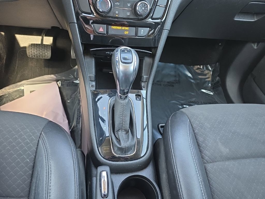Used 2018 Buick Encore Preferred image 17