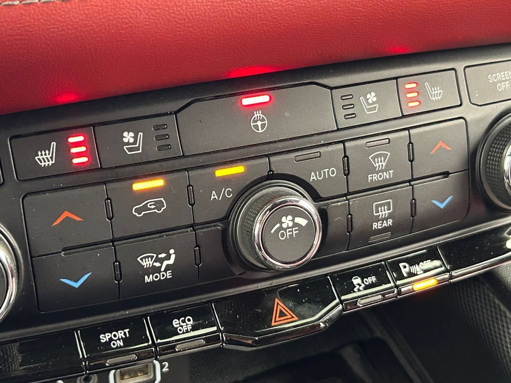Used 2021 Dodge Durango R/T w/ Blacktop Package RWD image 26