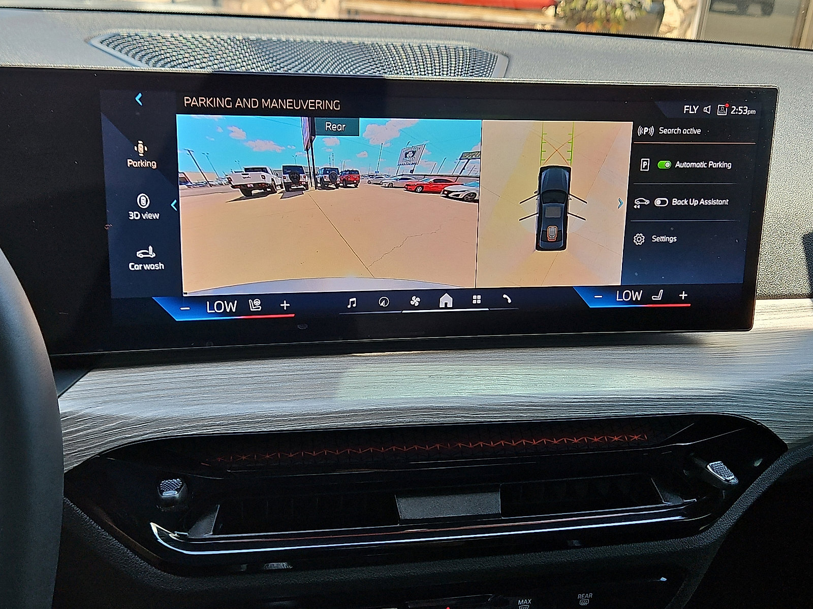 Used 2025 BMW 330i Sedan image 17