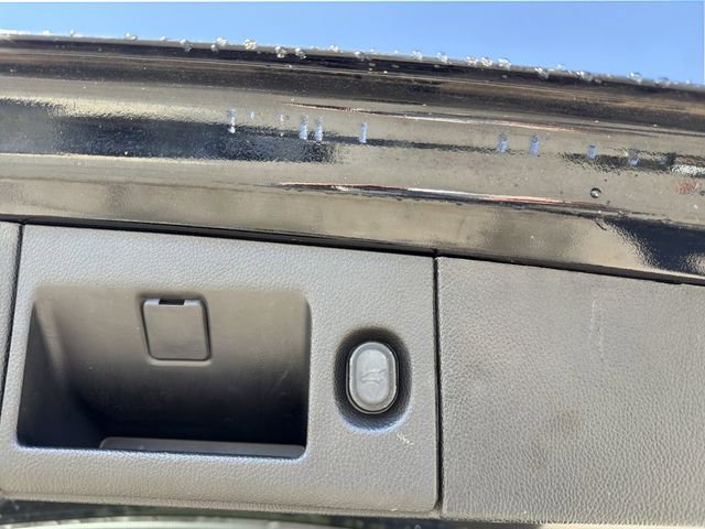 Used 2018 GMC Yukon XL SLT image 12