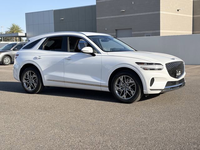 Used 2025 Genesis GV70 2.5T AWD/4WD image 4