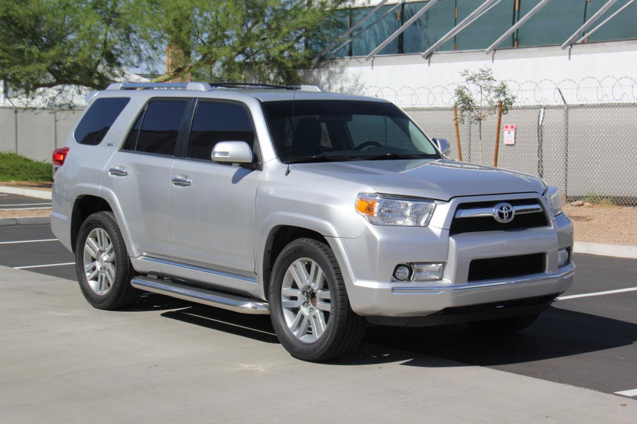Used 2010 Toyota 4Runner SR5 RWD image 3