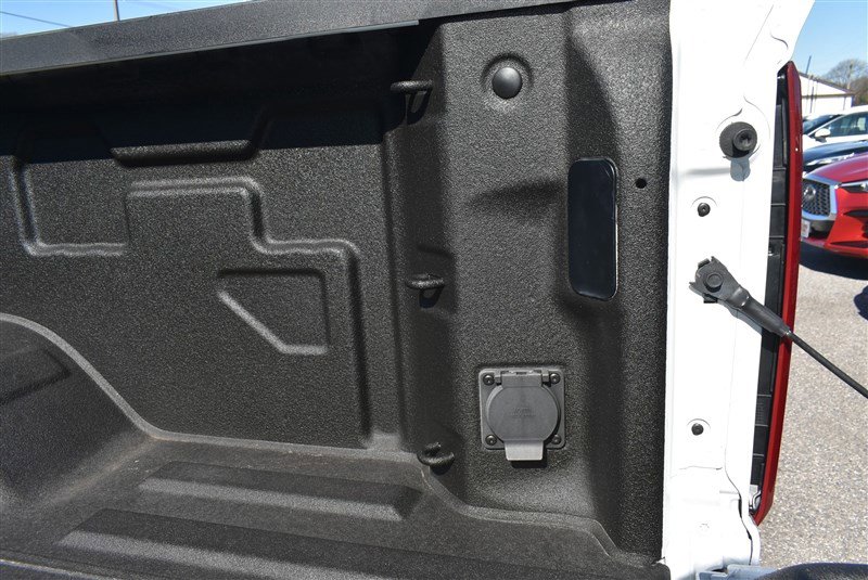 Used 2024 Chevrolet Silverado 3500 W/T image 26